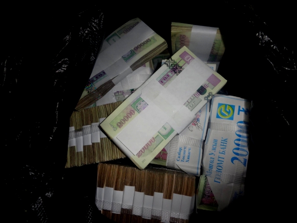 Мөнгөө хадгалж сурах 22 зөвлөгөө